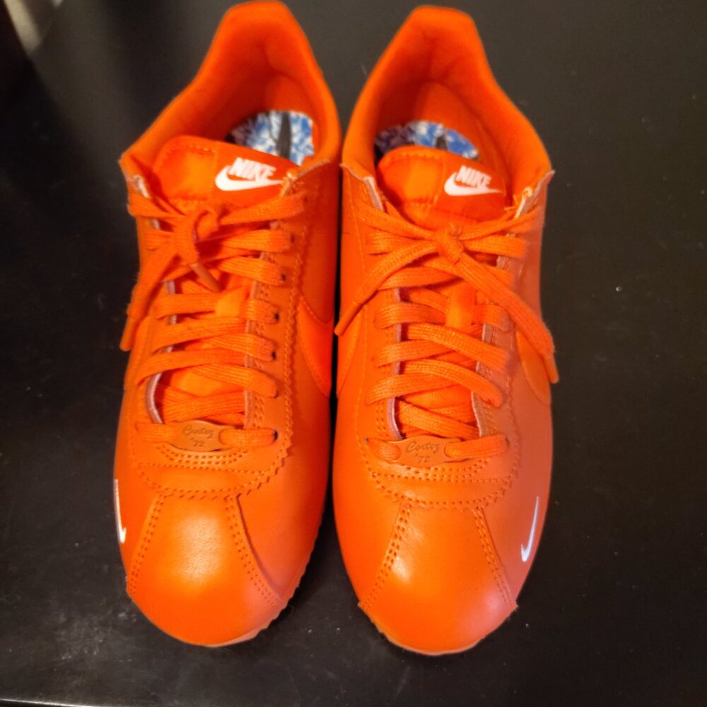Nike Cortez Orange Sneakers Womens Size 10 (EUR 42)
